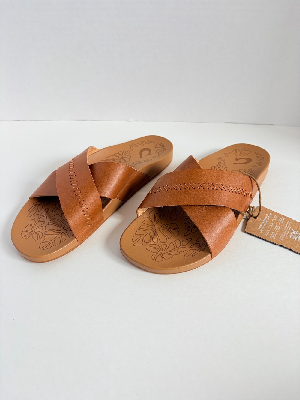 OluKai Kipea Olu Slide Sandals Cross Strap Shoes Cushioned Leather Brown Size 9 - Picture 2 of 15